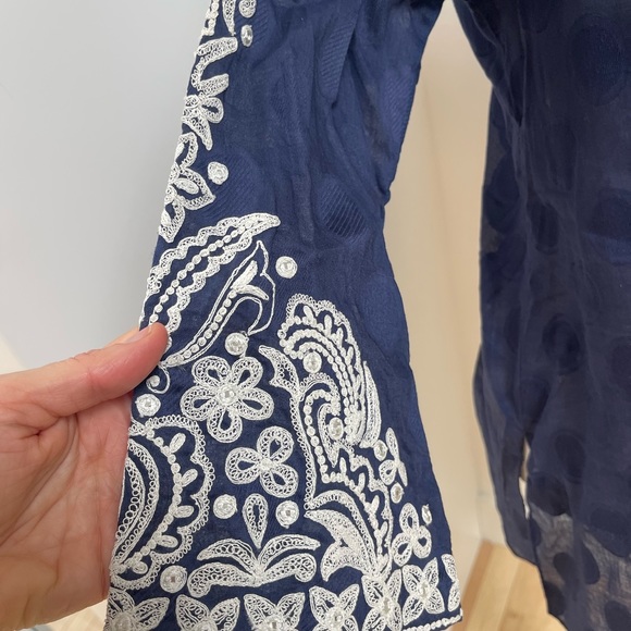 Sulu coverup - Picture 6 of 11